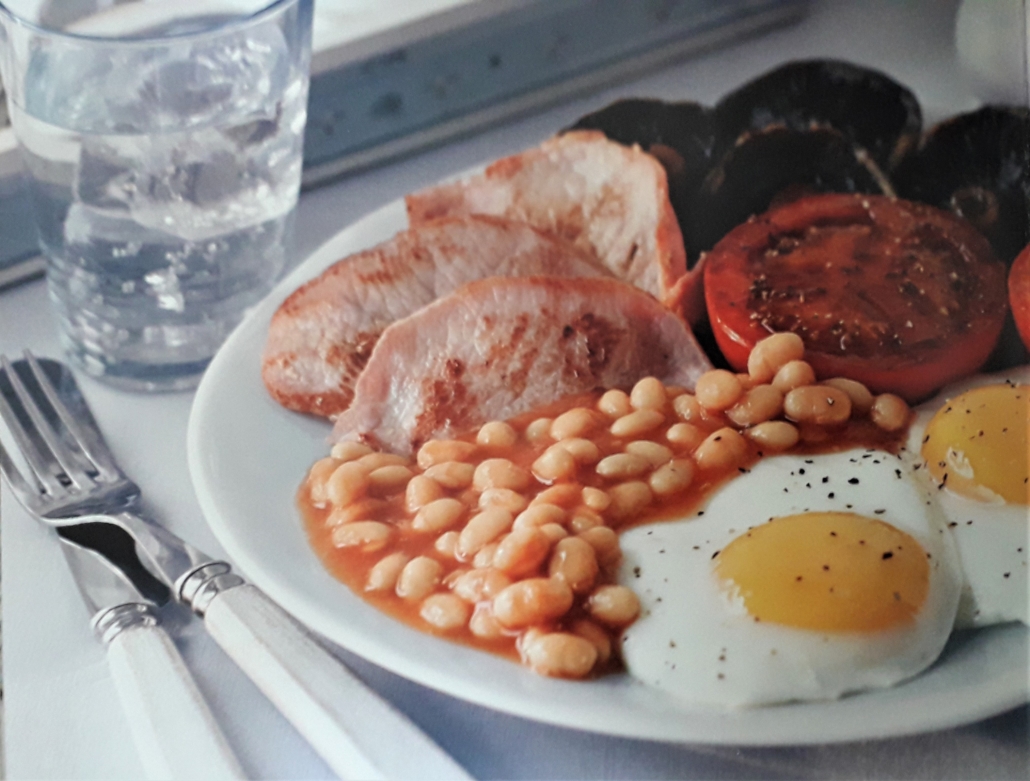 Ein Full English Breakfast kuriert Kater und Hunger